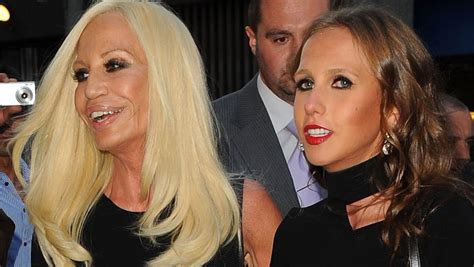 Donatella Versace ha una figlia di nome Allegra